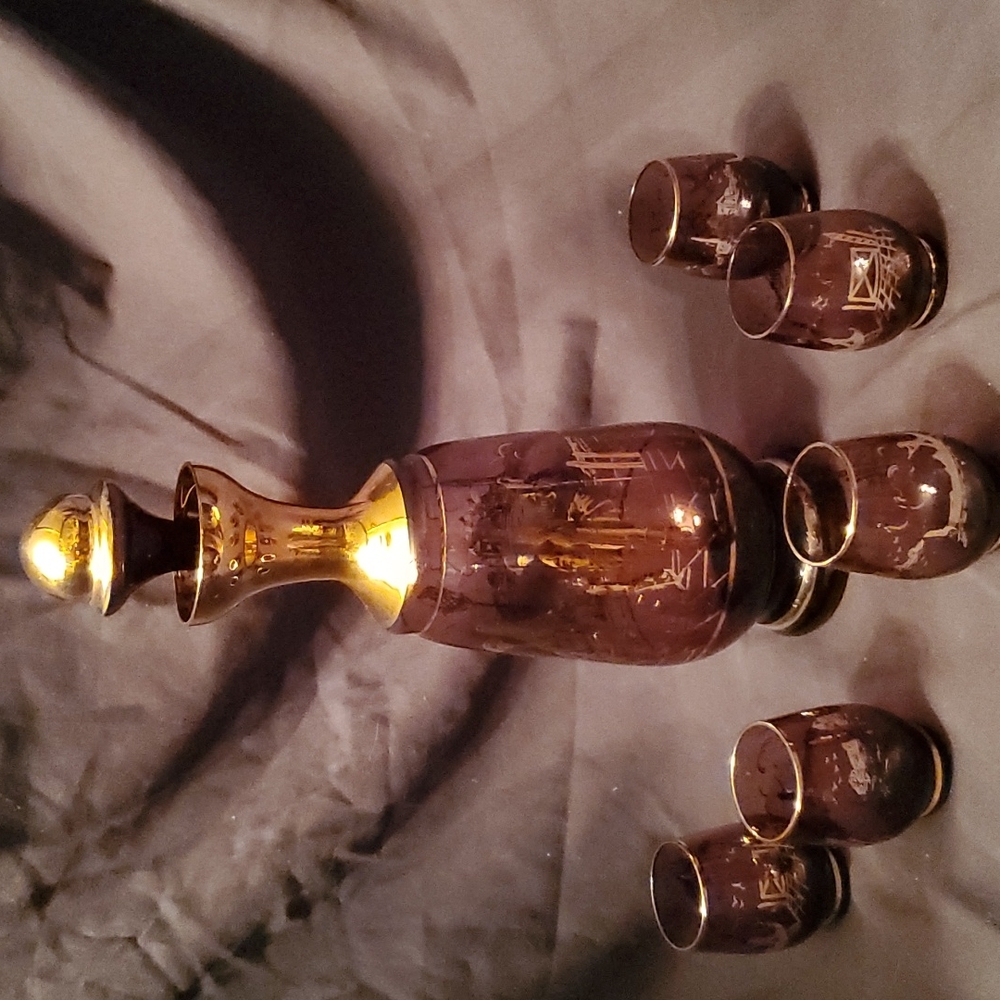 Gorgeous Hollywood Regency MCM Bohemian 1970s decanter sent